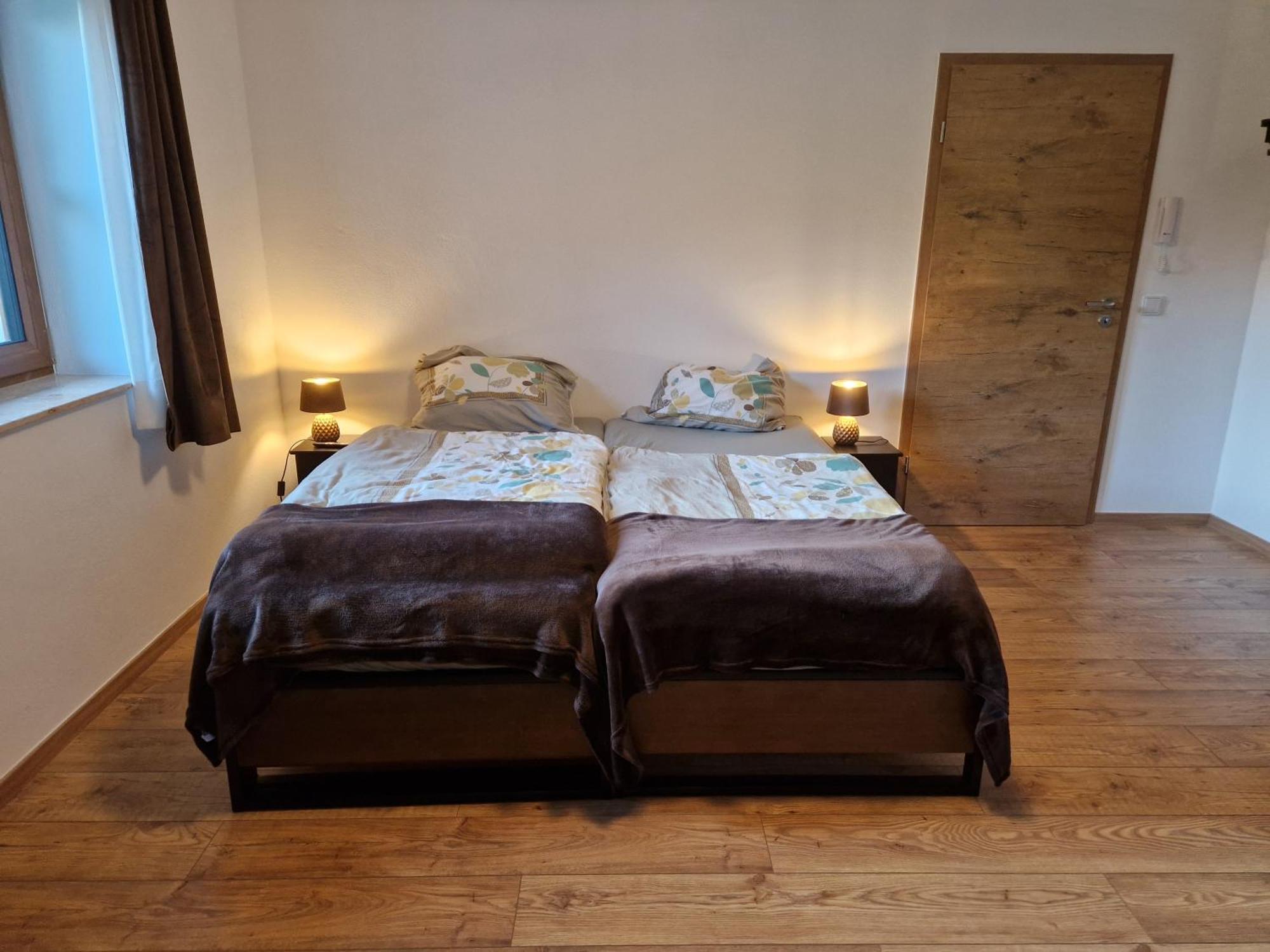 Nicky Apartments And Studios ニーデラウ エクステリア 写真